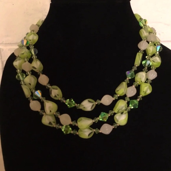 Vendome Set unsigned uranium slice art glass peridot crystal necklace Earrings - Picture 1 of 11